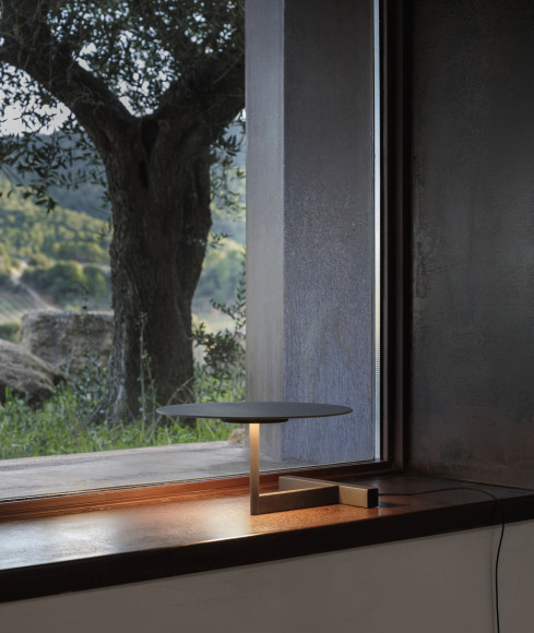 Настольная лампа Vibia Flat 5965  Настольная лампа Vibia Flat 5965