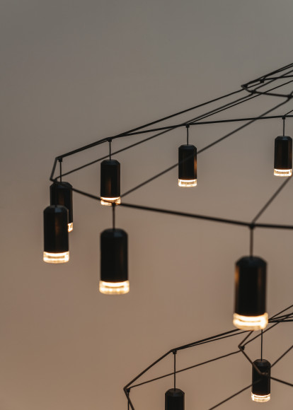 Подвесная люстра Vibia Wireflow chandelier 0374 Подвесная люстра Vibia Wireflow chandelier 0374