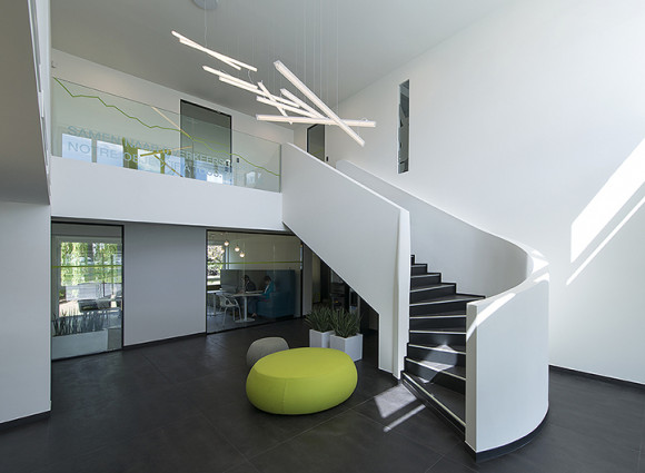 Подвесной светильник Vibia Halo lineal 2343 Подвесной светильник Vibia Halo lineal 2343