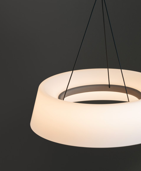 Подвесной светильник Vibia Lily 5730 Подвесной светильник Vibia Lily 5730