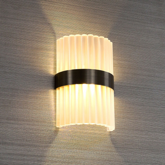 Настенный светильник Bella Figura Mayfair WL121-ME Настенный светильник Bella Figura Mayfair WL121-ME