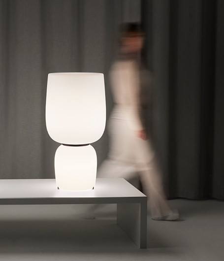 Настольная лампа Vibia Ghost 4970 Настольная лампа Vibia Ghost 4970